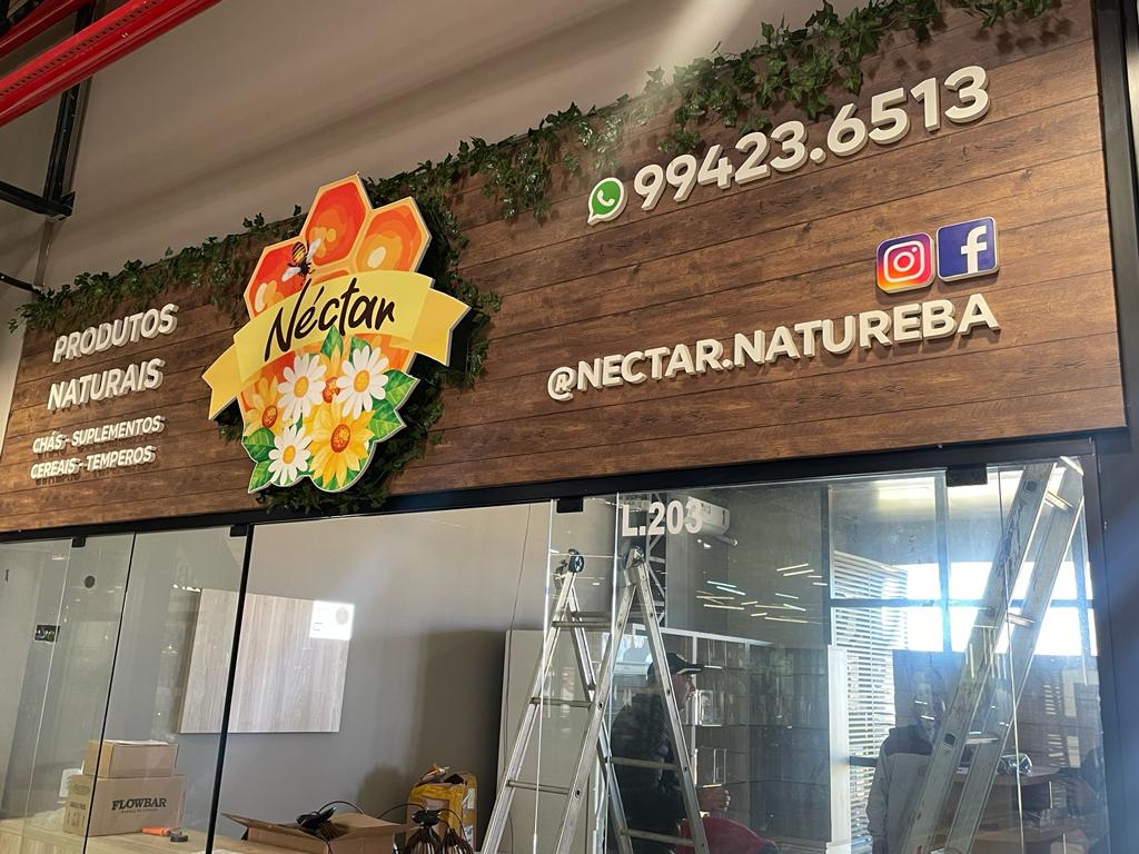 Projetos em Madeira e Letreiros Novaletra